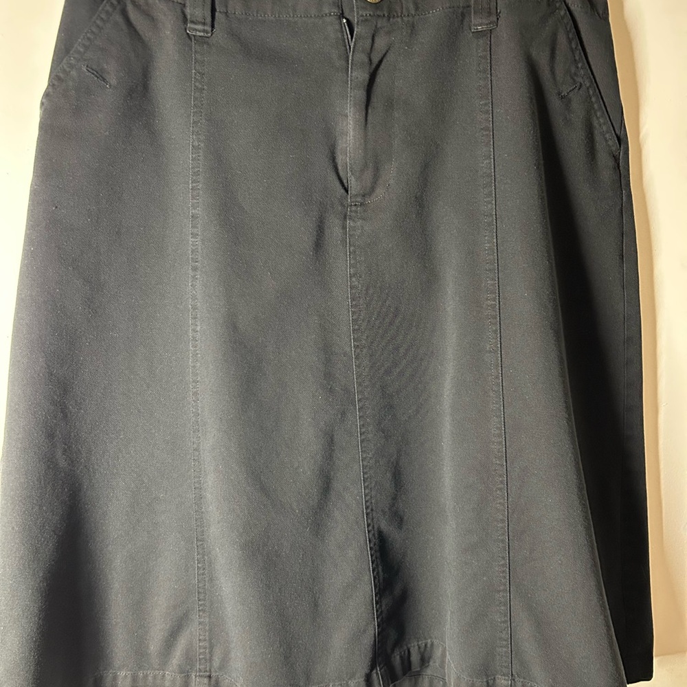 White Stag Black Flat-Front skirt